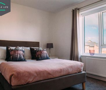 3 bedroom semi-detached house to rent - Photo 6