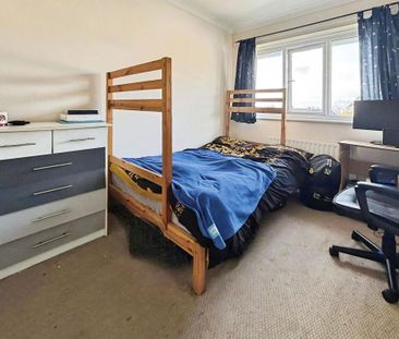 2 bedroom maisonette to rent - Photo 4