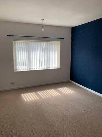 2 bedroom semi-detached house to rent - Photo 5