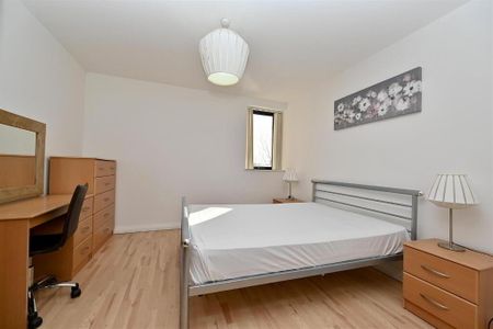 Apt 7 Pottinger's Quay, 25 Short Strand, Belfast, BT5 4AS - Photo 3