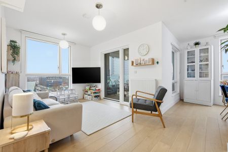 Edgware Road, London, NW9 - Photo 2