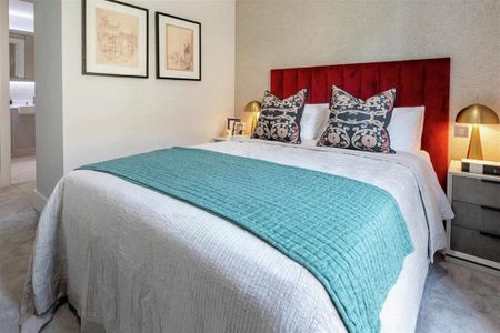 4 bedroom detached house to rent - Photo 2