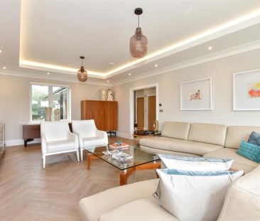 5 bedroom detached house to rent - Photo 2