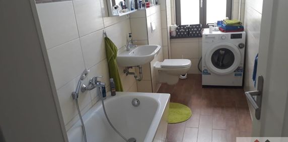 * Gartenstraße * Sanierter Altbau * Balkon * Tageslichtbad mit Wanne, Keller * - Foto 2