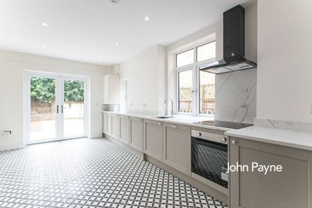 Halstow Road, London, SE10 - Photo 2