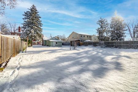 For Lease - 44 Sanford Street, Barrie, Ontario - Photo 4