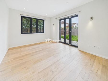 2 bedroom detached house to rent - Photo 3