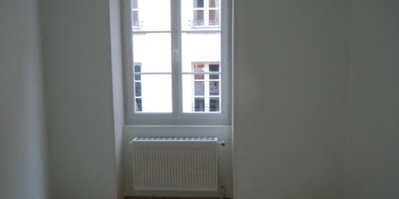 Location Appartement 2 pièces 47m² MACON 71000 - Photo 3