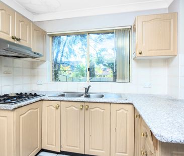 Modern two bedroom plus study townhouse - Photo 3