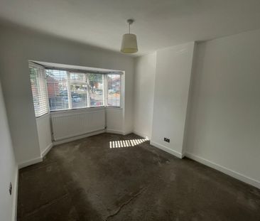 3 Bed Semi-Detached House, Gilbertstone Avenue, B26 - Photo 2