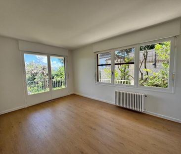 Location Maison 4 pièces 122m² LES ANGLES 30133 - Photo 2