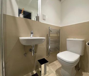 House of multiple occupation to rent - Photo 5