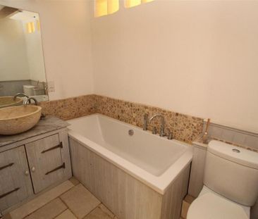 3 bedroom semi-detached house to rent - Photo 6