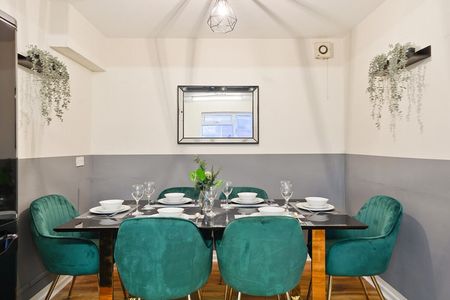 Woodleigh Gardens - Photo 5