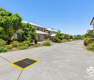 3 BED 2 BATH 2 CAR TOWNHOUSE, ULTRA HIGH SPEED INTERNET - Photo 6