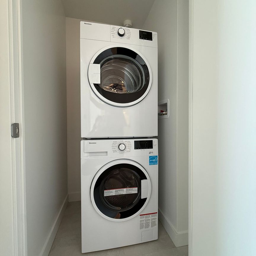 For Lease - 448 Burnhamthrope Road Unit# 2910, Mississauga, Ontario - Photo 1