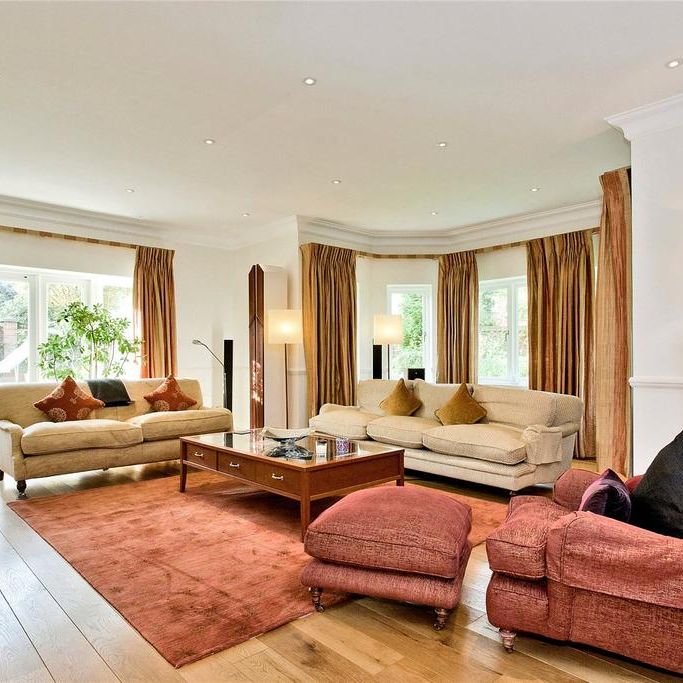 5 bedroom detached house to rent - Photo 1