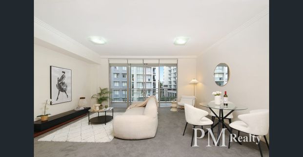 Spacious Near New Apartment - Photo 1