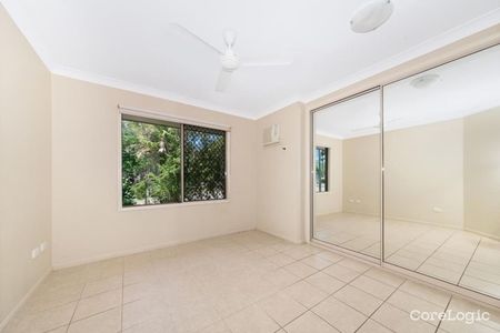 Spacious and Stylish Family Home in Prime Kirwan Location - Photo 5