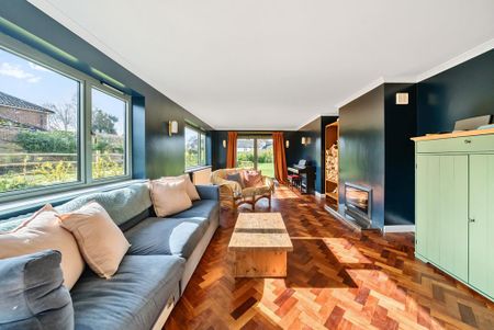 4 bedroom detached house to rent - Photo 3