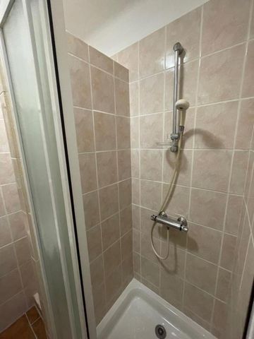 Location Appartement 2 pièces 28m² MAUGUIO 34130 - Photo 5