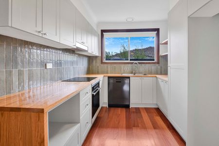 4/91 Barton Street, Reservoir VIC 3073 - Photo 2