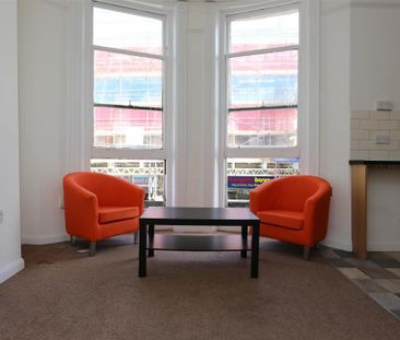 5 bedroom maisonette to rent - Photo 1