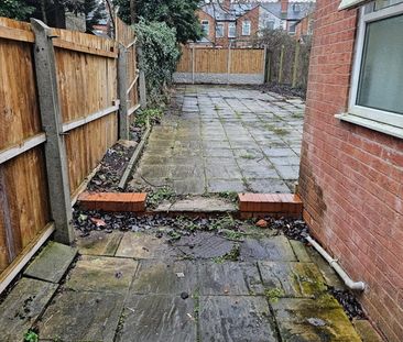 Room in a Shared House, Kathleen Road, B25 - Photo 3