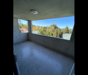 Unit 7, 6 Ellena Avenue, Greenslopes, QLD - Photo 6