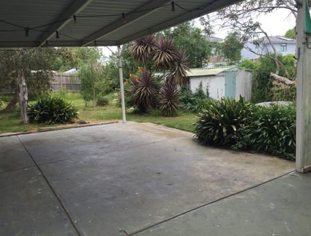 Charming Home In The Heart of Chadstone! - Photo 5