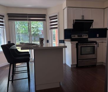 For Lease - 97 Bishop Drive, Barrie, Ontario - Photo 4