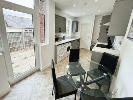 House share to rent - Photo 4