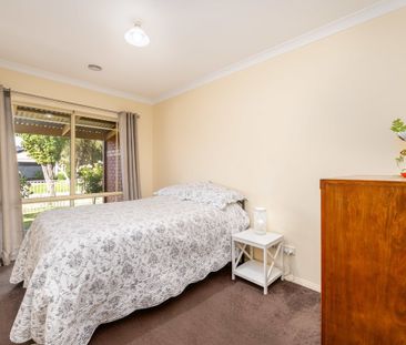 Impressive 4 Bedroom Home in Shepparton North - Photo 4