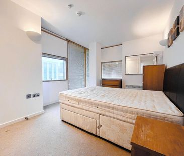 2 bedroom Flat To Let - Photo 5
