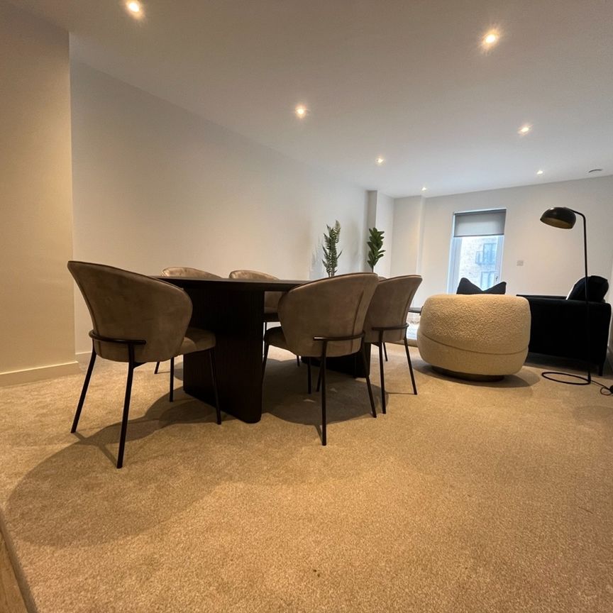 2 Bed Flat, Ordsall Lane, M5 - Photo 1