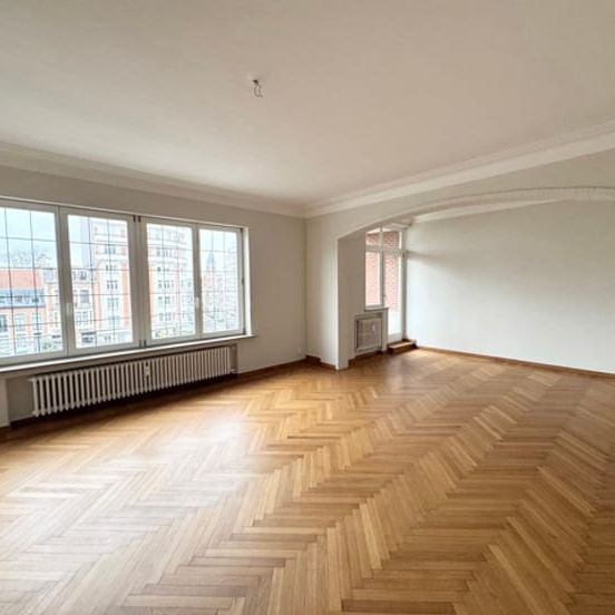 Appartement te huur - Photo 1