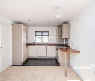 Jubilee Drive, Church Crookham, Fleet, Hampshire, GU52 - Photo 1