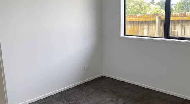 Modern 3BR Townhouse in Tuakau - Photo 1