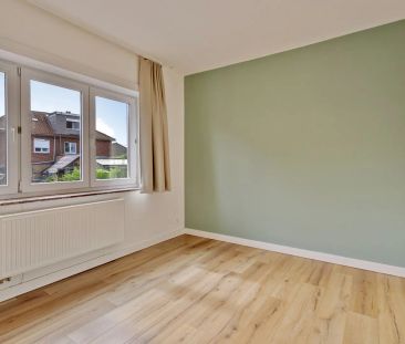 Te huur LEMBEEK: Gerenoveerde woning 2 slpk, bureau en tuin - Foto 2