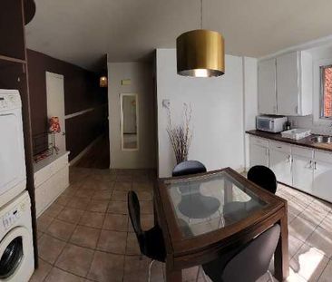 Magnifique logement 3 1/2 à louer meublé / MAI - Photo 2