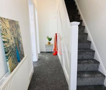 4 bedroom terraced house to rent - Photo 4