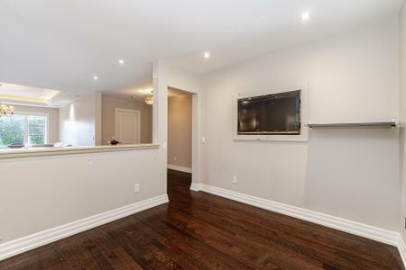For Lease - 96 Laurentide Drive, Toronto, Ontario - Photo 3