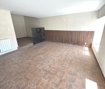 Location Appartement 1 pièce 35m² ROMANS SUR ISERE 26100 - Photo 4