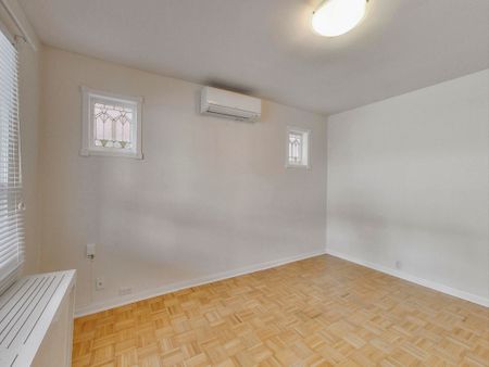 For Lease - 1652 Dufferin Street Unit# Main, Toronto, Ontario - Photo 3