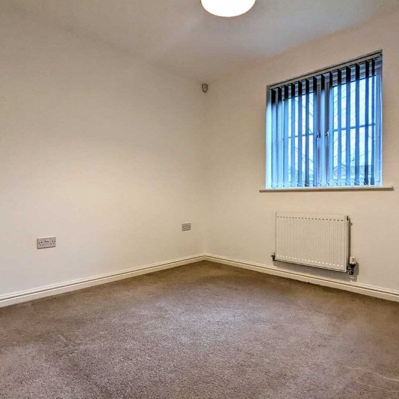 Meadow Way, Tyla Garw, PONTYCLUN - Photo 1