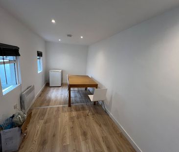 Room in a Shared House, Upper North Street, BN1 - Photo 2