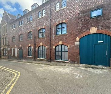 Lyons Grove, Consort Street, ST4 - Photo 6