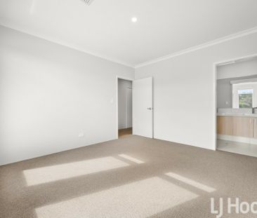 Contemporary Comfort Just Moments from the Coast - Photo 3