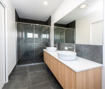 9 Sarazen, Coral Cove, Qld 4670 - Photo 1