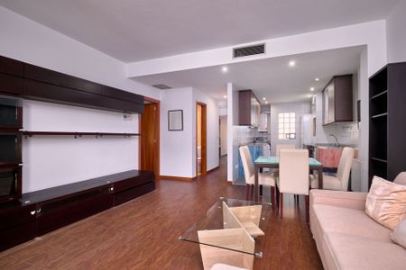 Piso de alquiler en Calle de Santa Engracia, 92, Almagro - Photo 3